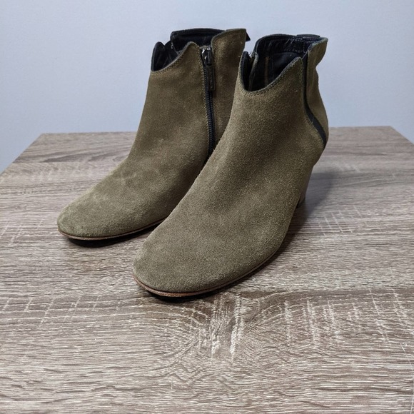 AQUATALIA • Suede Army Green Ankle Boots Sz 6.5 - Picture 7 of 7